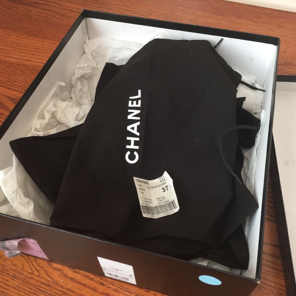 Chanel black suede&patent leather ankle bootie NIB - Picture 2 of 5